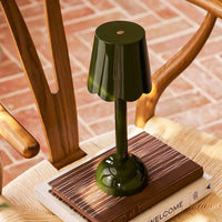 Lámpara de mesa LED Addison Ross con forma de concha - Color caqui - 28 cm.