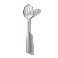 OXO - Cuchara para verduras con mango ranurado OXO