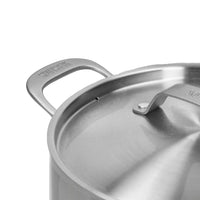 Sartén de acero inoxidable Skottsberg de 20 cm con tapa.