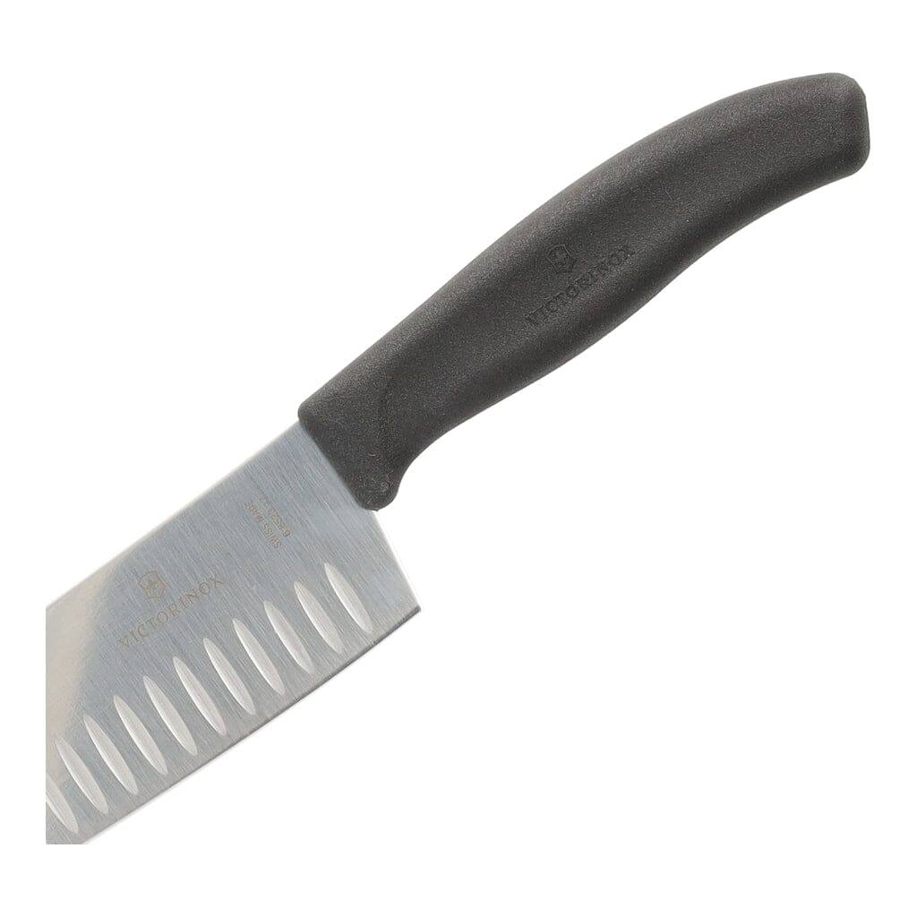 Victorinox - Cuchillo Santoku con hoyuelos Swiss Classic 17 cm Victorinox