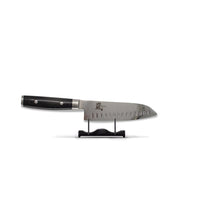 Santoku japonés Yaxell Ran de 16,5 cm con hoyuelos Yaxell