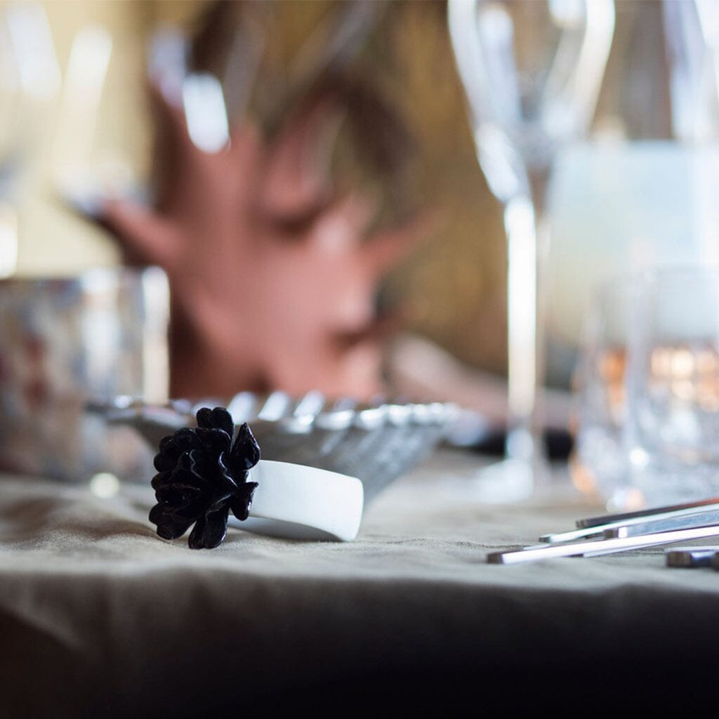 BYON - Servetring Water Lily - Zwart Servetringen BYON 