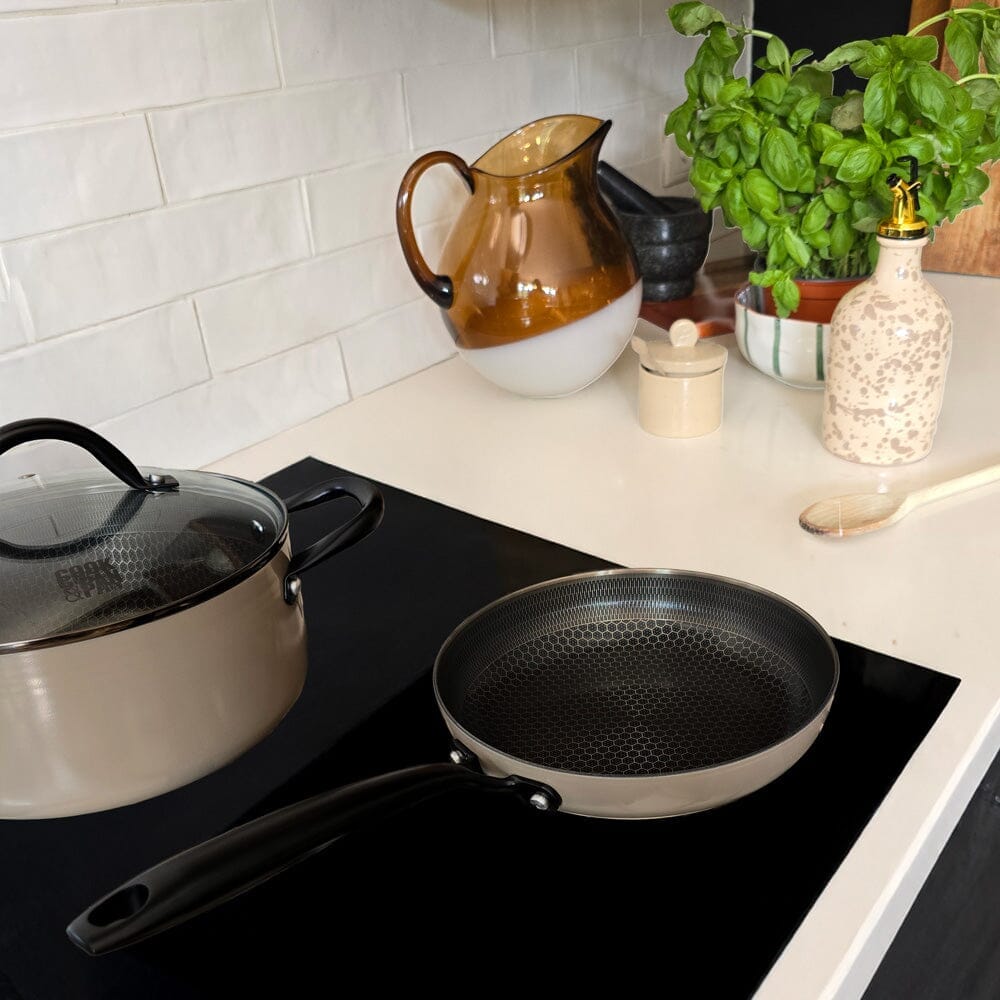 Cook &amp; Pan - Juego de utensilios de cocina de 7 piezas color miel y topo Cook &amp; Pan